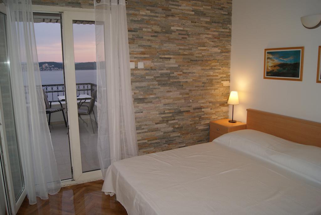 Apartments Panorama 2 Trogir Habitación foto